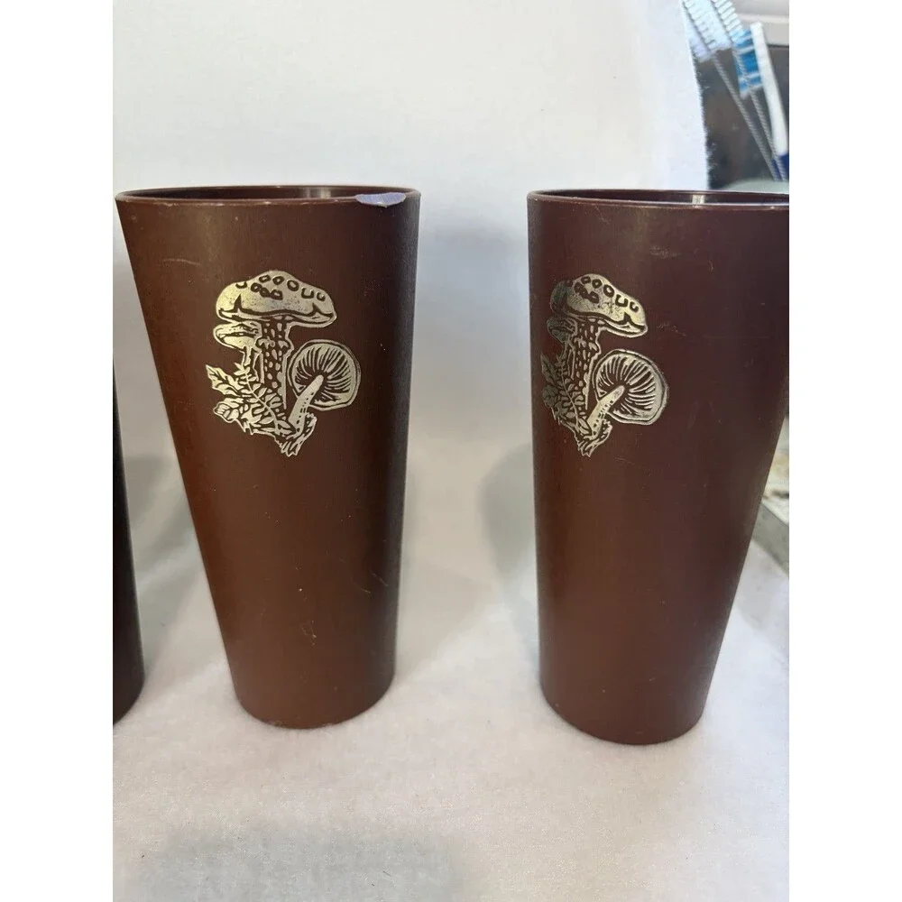 Vintage Tupperware Plastic Tumblers With Gold Mushroom Design Set Of 6
